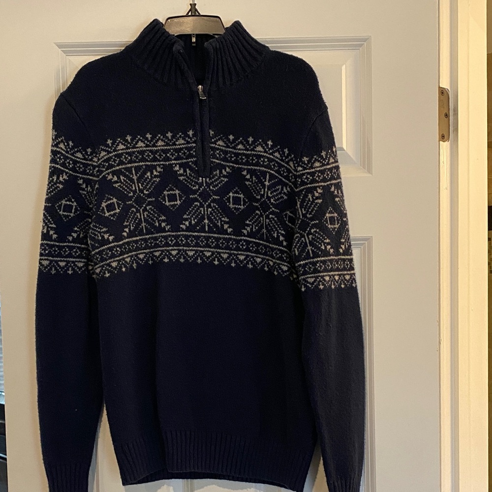 Men’s sweater